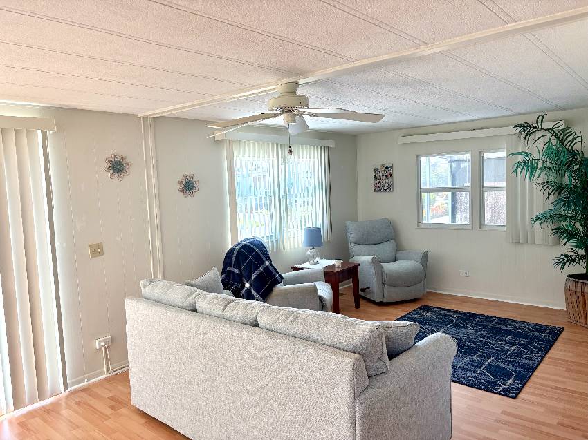 433 Bimini a Venice, FL Mobile or Manufactured Home for Sale